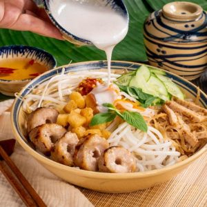 Bánh tằm bì nem nướng